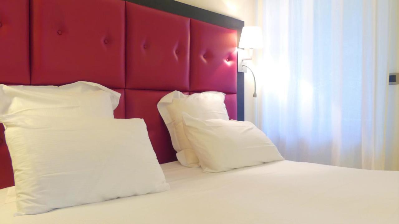 Logis Hotel Saint Guirec Et De La Plage Перро-Гирк Экстерьер фото